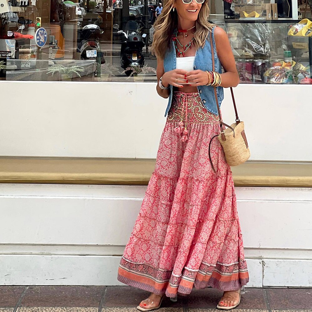 Falda larga con estampado floral y cintura alta